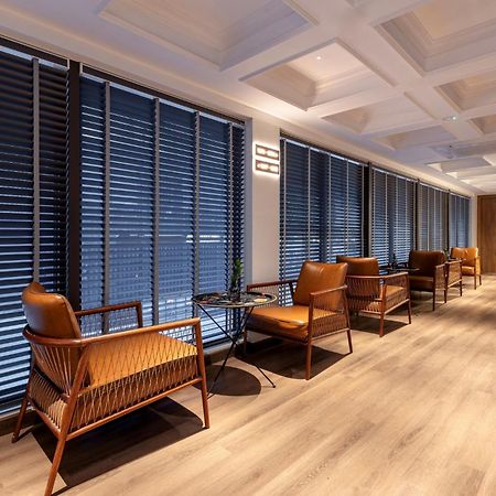 La Siesta Classic Hang Thung Ханой Экстерьер фото The lounge at the airport
