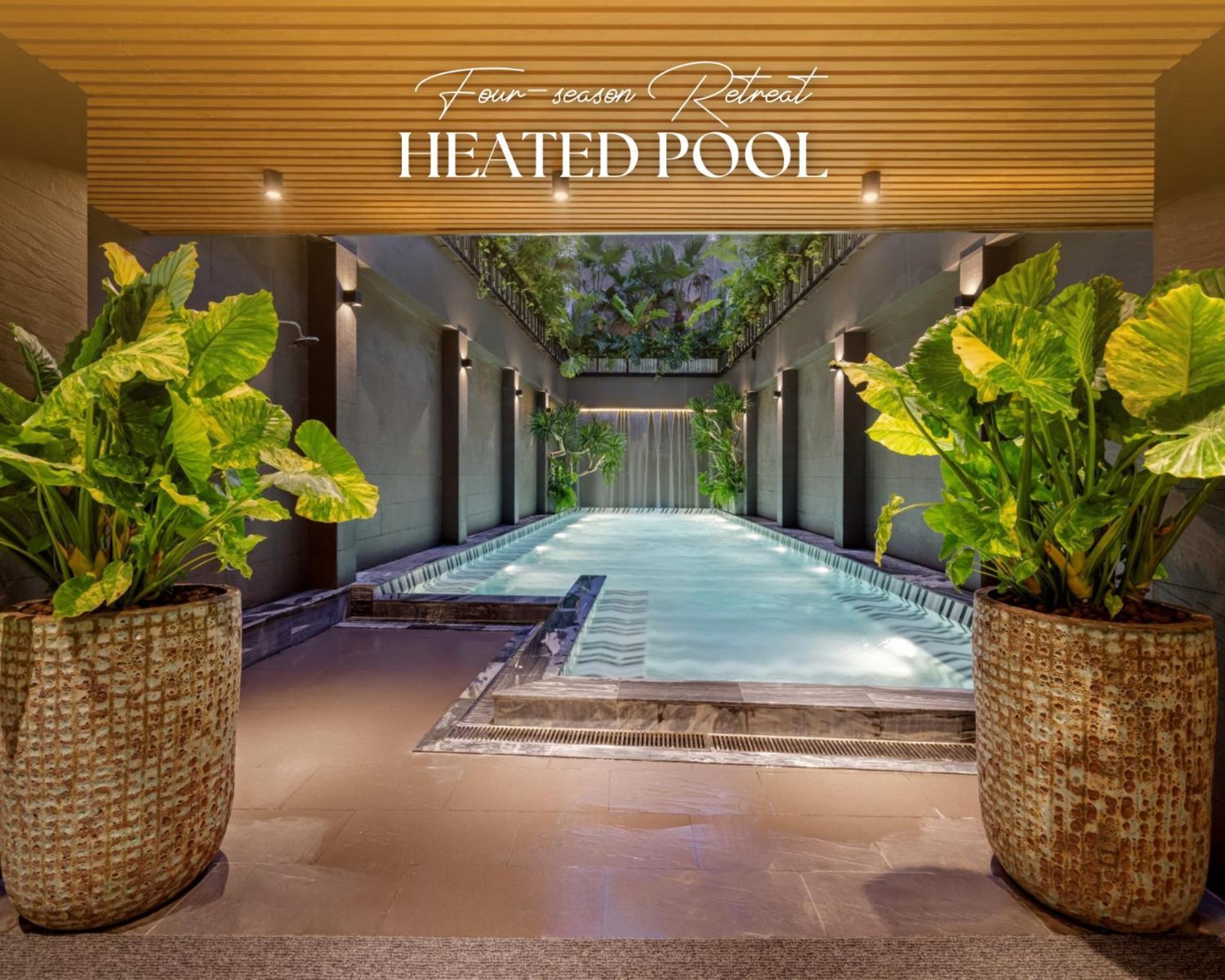 La Siesta Classic Hang Thung Ханой Экстерьер фото The heated pool at the hotel